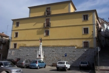 palazzo-mastroianni-in-piazza-mangani